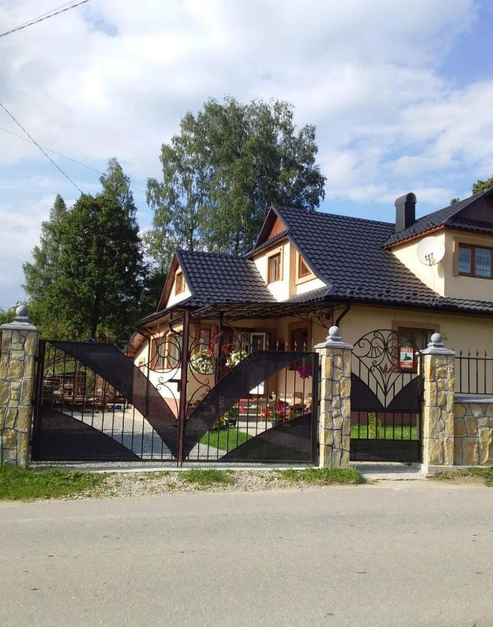 Mlynski Mykulychyn Exterior photo