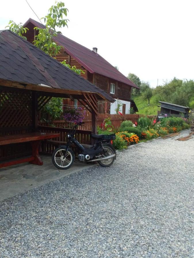 Mlynski Mykulychyn Exterior photo